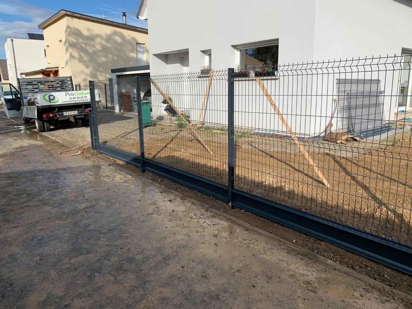 Pourquoi faire poser une clôture rigide dans le Bas-Rhin ? - Metaluclo